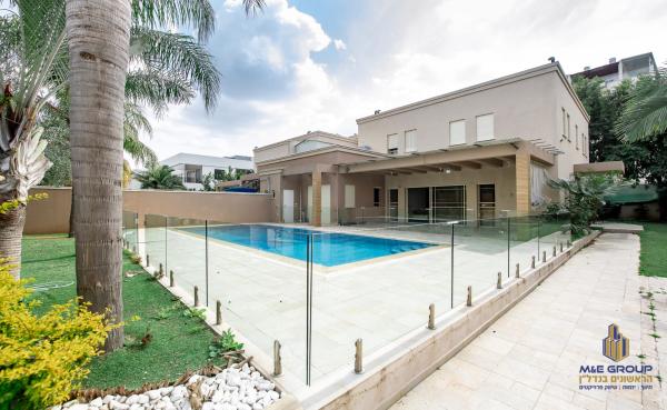 בשכונת נחלת יהודה