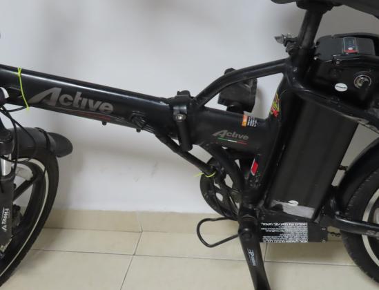 אופניים חשמליים עובדות מצוין מנוע