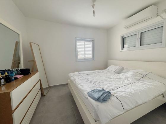 המעלות 12, נאות יהודית