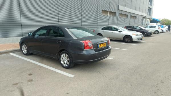 טויוטה אוונסיס (2008)