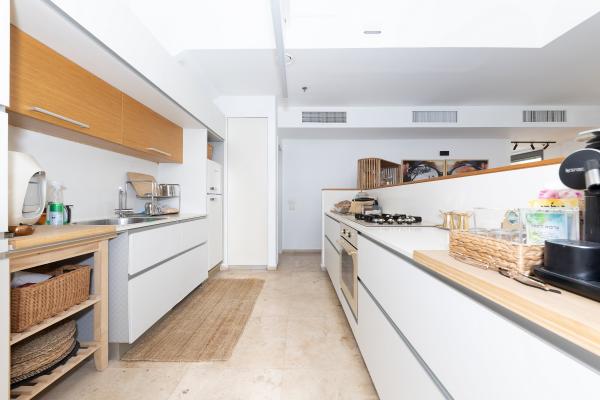 ניסים אלוני 16, פארק צמרת