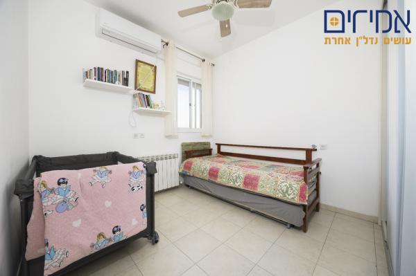 ליכטנשטיין 1, הר חומה