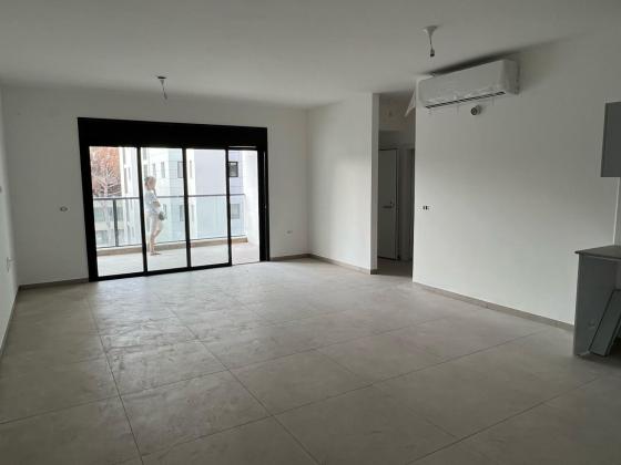 גרשום 7, נווה רם