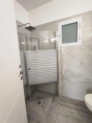 בשכונת השומר