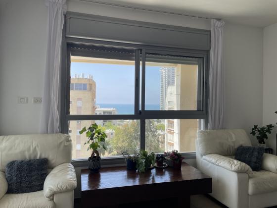 רוגוזין 27, רובע ד