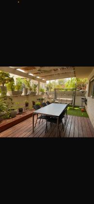 שלמה המלך 6, רסקו