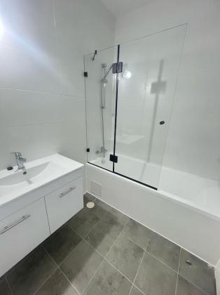 שער יפו 3, נוריות