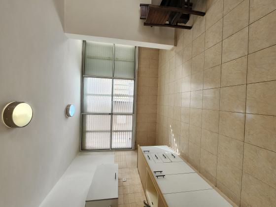 ביאליק 5, רצועת המלונות