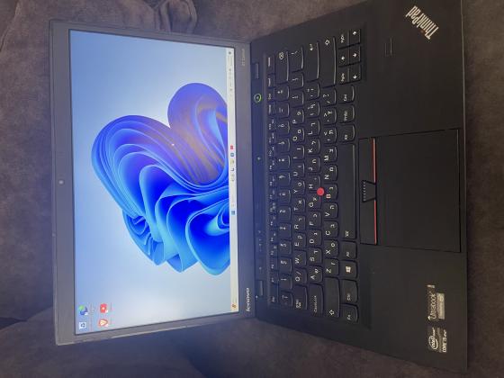 למכירה מחשב נייד במצב חדש!