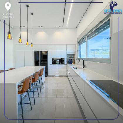 דוגית 9, נתיבות מערב