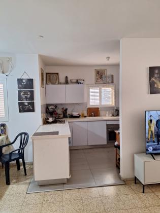 ירדן 78, הבילויים