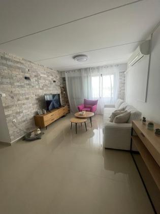 שפרינצק 13, אוסישקין