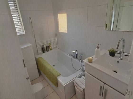 שי עגנון 1, מרכז דרום