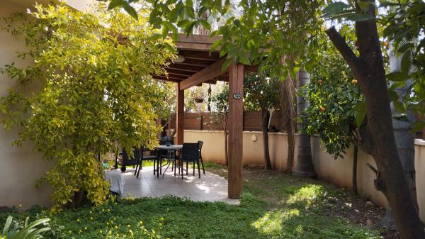 בשכונת בנימינה