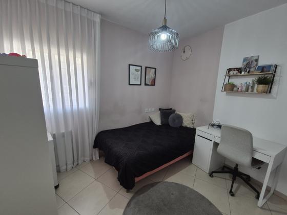 אליהו קורן 2, הר חומה