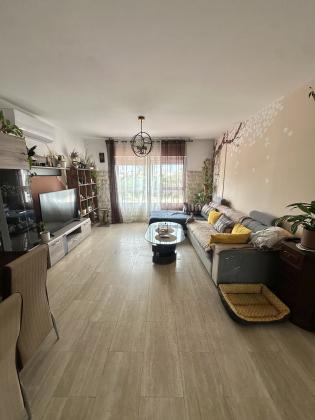 אנה פרנק 10, נווה הדרים