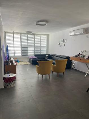 י ל ברוך 55, הירוקה המרכזית