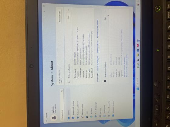 למכירה מחשב נייד במצב חדש!