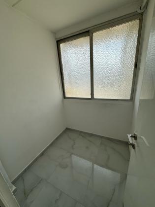 גלעד 8, קרית ים ד