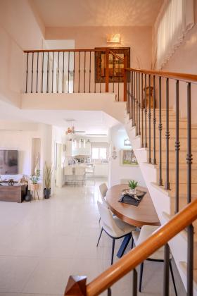 חרצית 14, קרית אילון, חולון