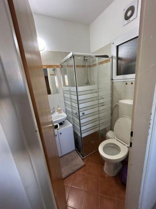 צביה לובטקין 40, כפר שלם