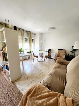 רמון יוסף צבי, בית וגן