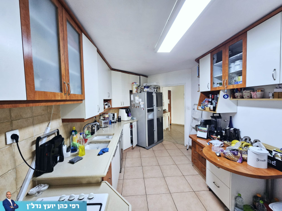 הגאון אליהו 10, רמת יצחק