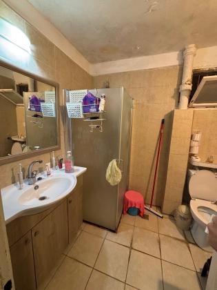 גדליהו 12, נוה שאנן