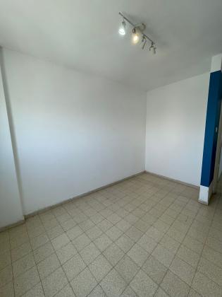 יד ושם, מרכז אזרחי