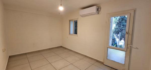 דב הוז 10, קטמון ח-ט