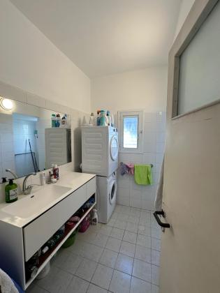 רוטשילד 4, מרכז העיר מערב