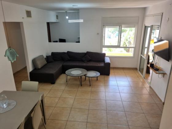 הגולן 4, קרית השרון