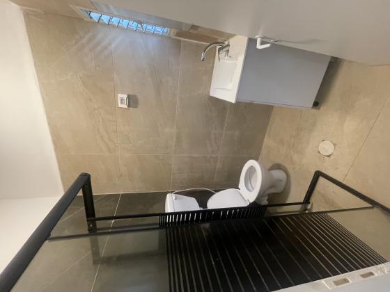 בן יהודה 28, הדר הכרמל