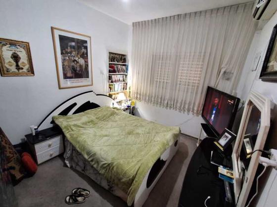 קרית ספר 16, כצנלסון