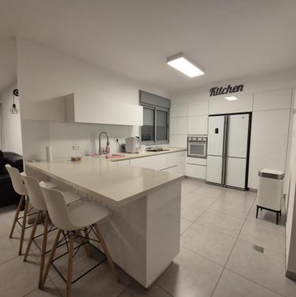 דירה 5 חדרים