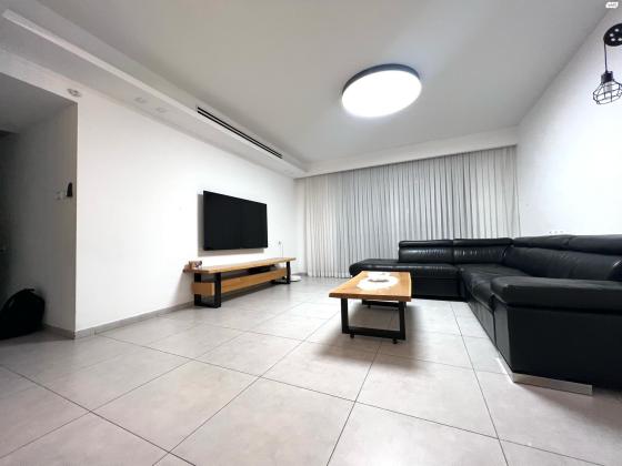 דירה 5 חדרים