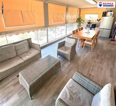 שדרות לכיש 43, הפרחים