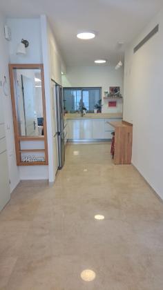 שמשון 40, אחוזה