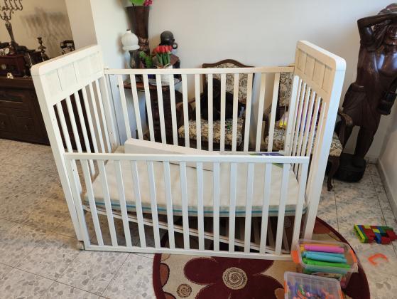 מיטת תינוק במצב חדש כלל