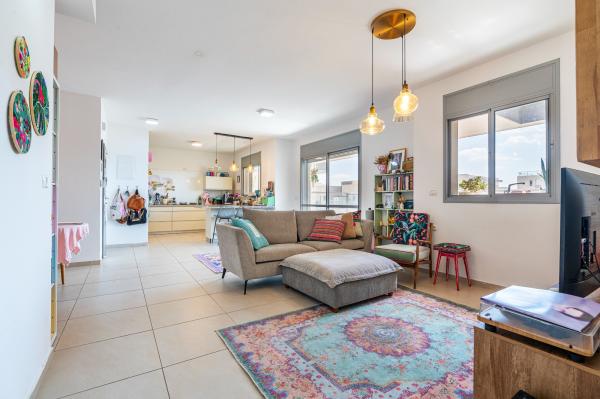 גבע 13, חלומות