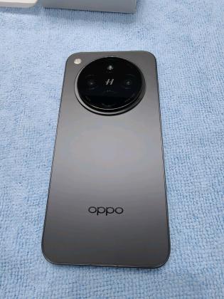 Oppo Find X8 5G Space