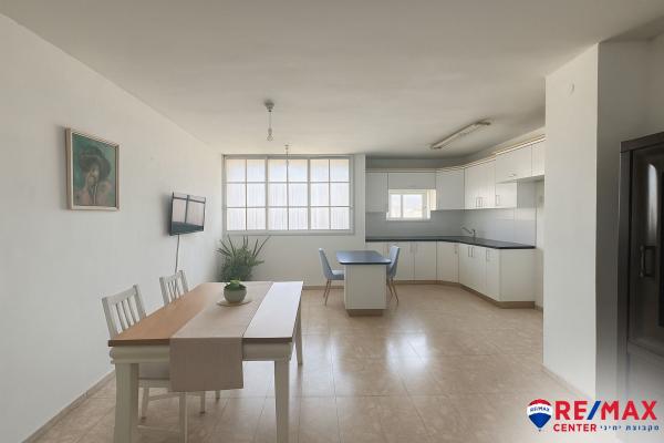 הרב הרצוג 4 (רסקו א)