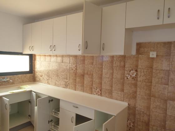 ז'בוטינסקי 6, נווה זית