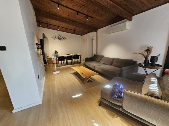 בשכונת רמת חן