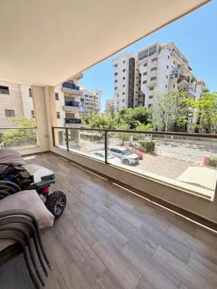 קפלנסקי, נווה עוז