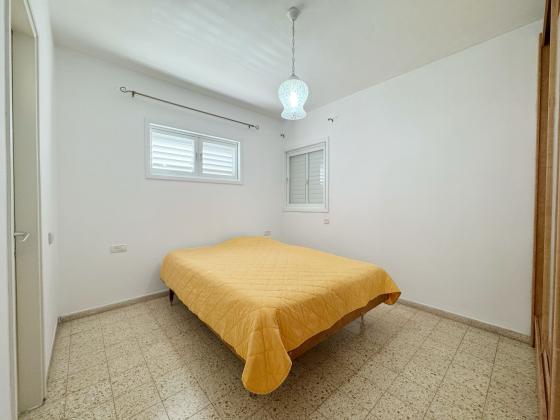 מעלות 11, נאות יהודית