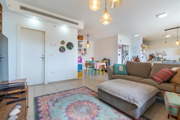 גבע 13, חלומות