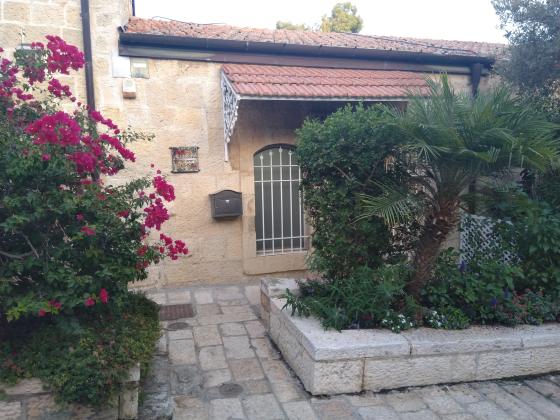 טורא 8, ימין משה