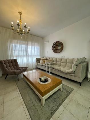 נרקיס 10, מורדות טבריה