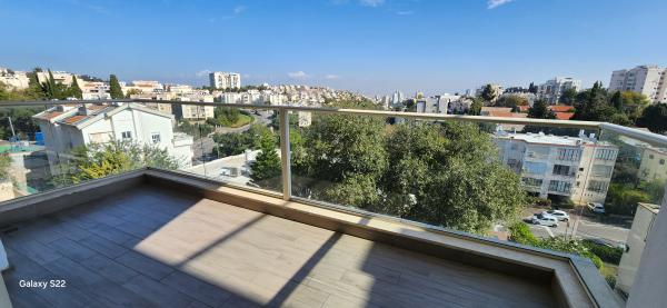 הראל, אחוזה